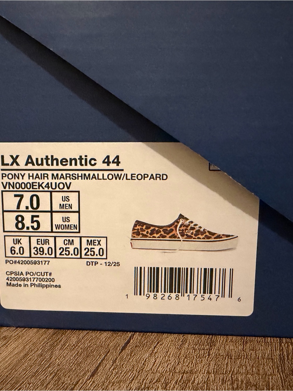 Leopard Vans LX Authentic 44
Pony Hair - Picture 10 of 14